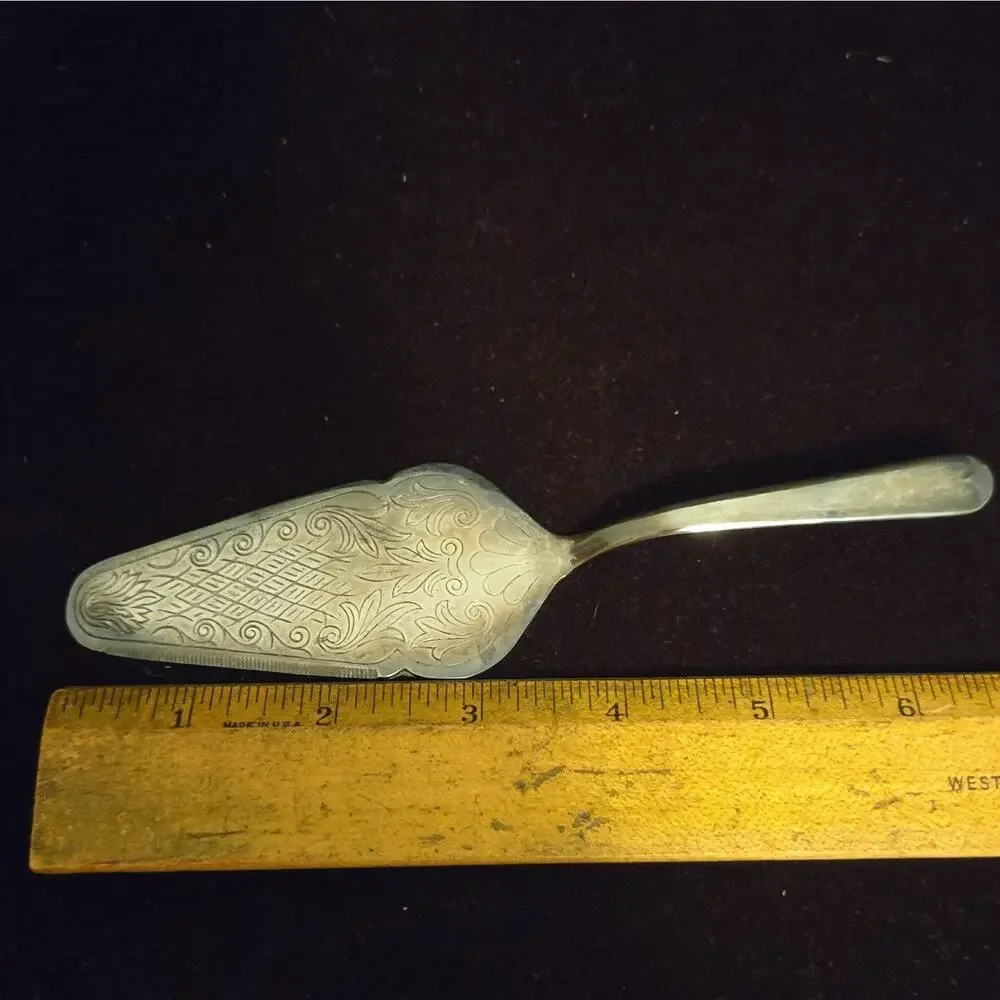 Vintage Raimond RAM2 Silverplate Pastry Cake Server 6.75